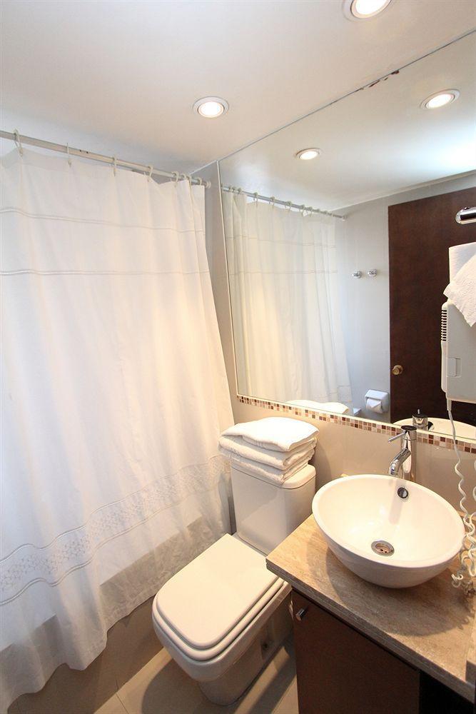 Rq Bosque Tobalaba Hotell Santiago Eksteriør bilde