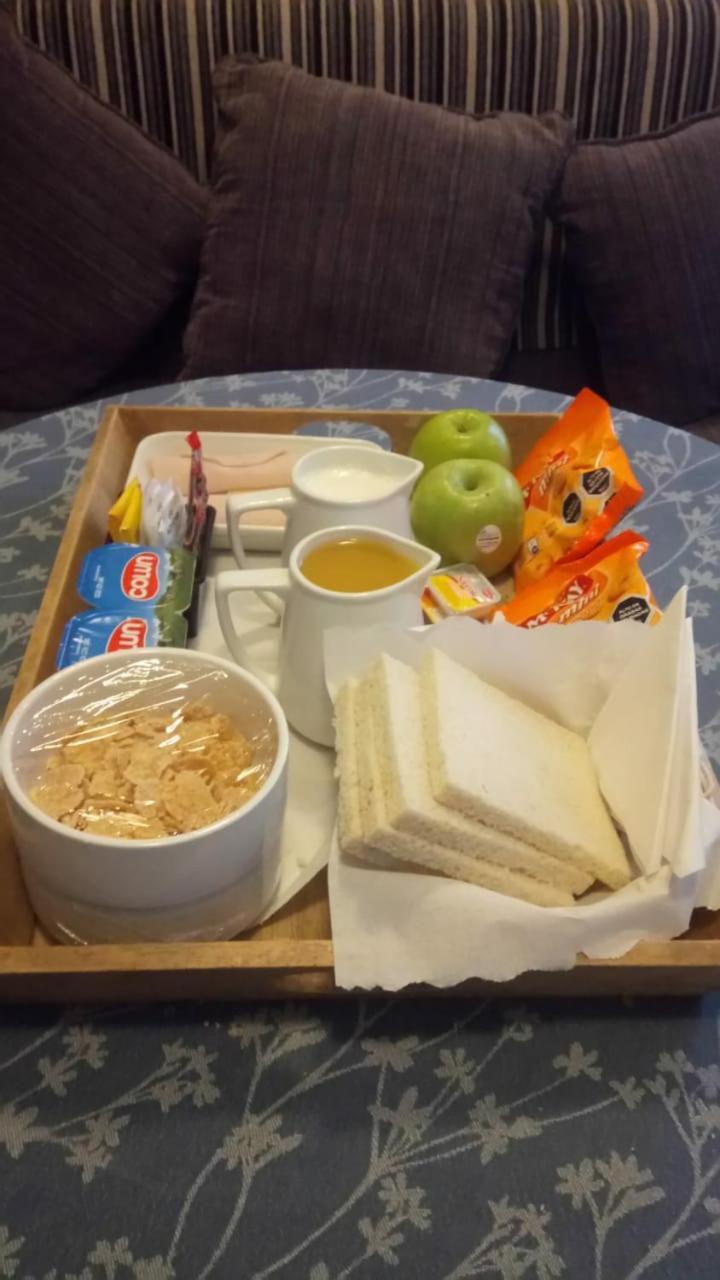 Rq Bosque Tobalaba Hotell Santiago Eksteriør bilde